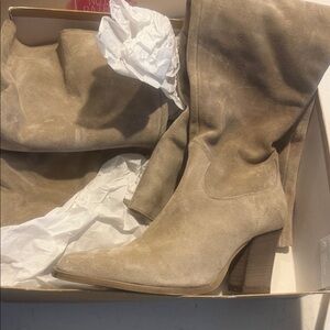 Steve Madden Daxton Tan Suede Heeled Boots